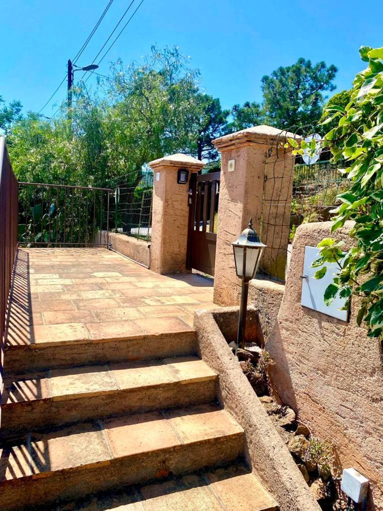 Villa Les Alizes Le Le Rayol-Canadel-sur-Mer 외부 사진